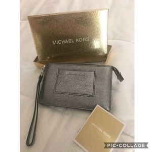 Michael Kors Wristlet